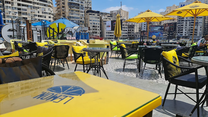 مطعم Lemon جليم باي.