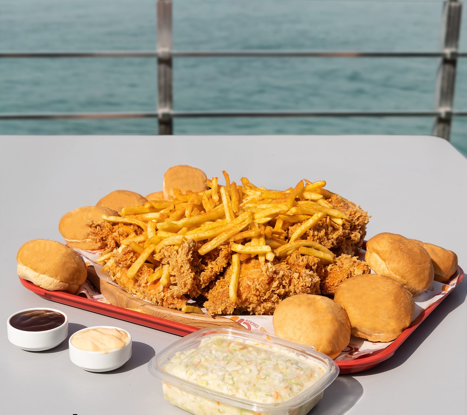 مطعم Rock Fried Chicken جليم باي.