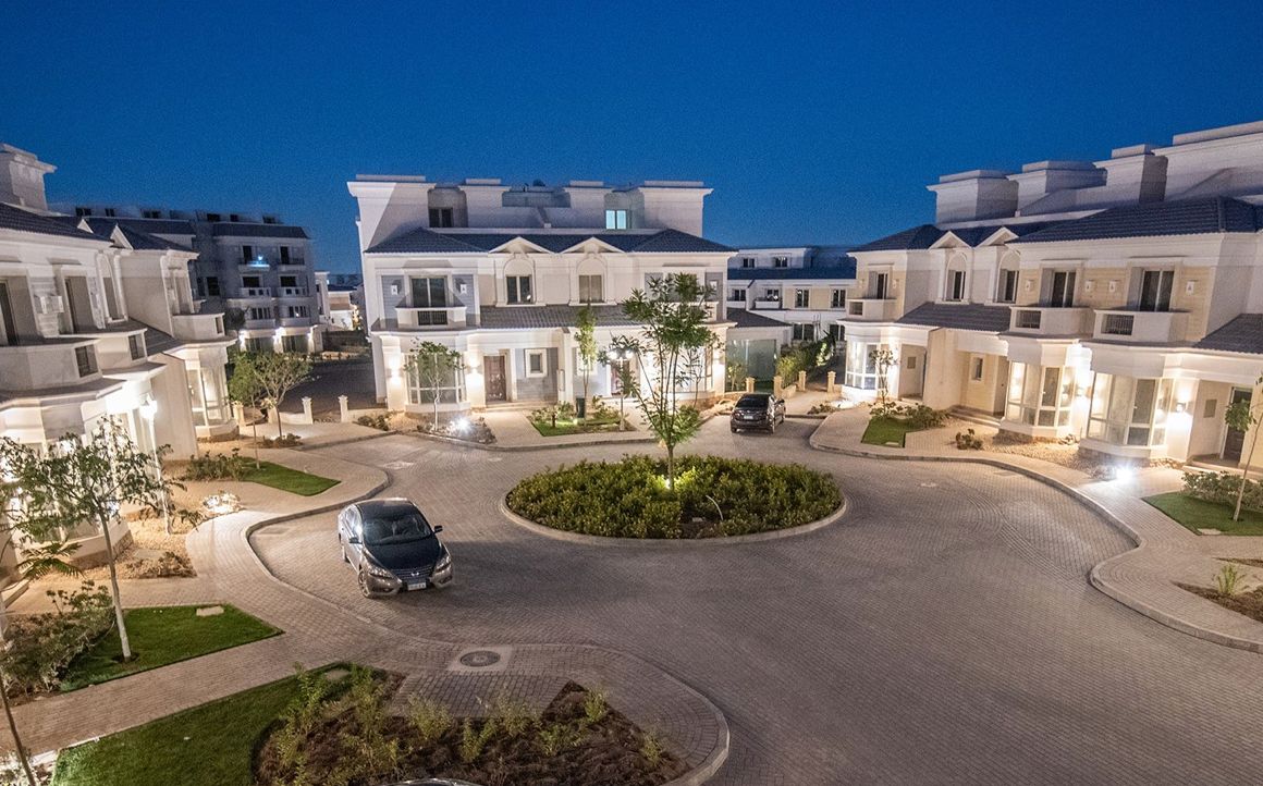 فلل للبيع في الأهرام