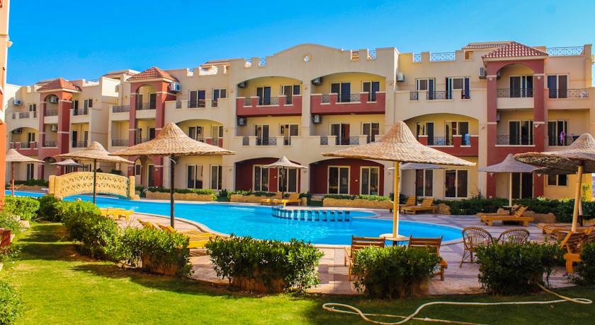 شاليهات للايجار بالعين السخنة على البحر مباشرة
