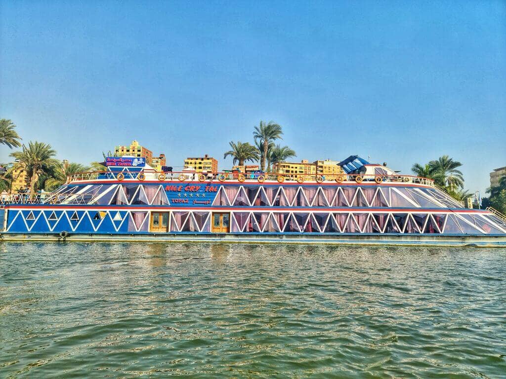 شقق للبيع في قها