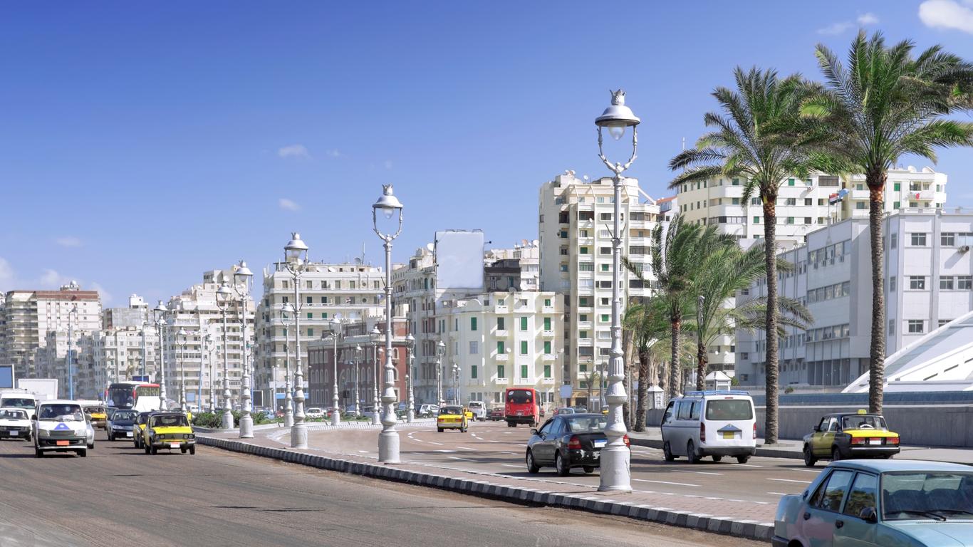 قصور للبيع في برج العرب