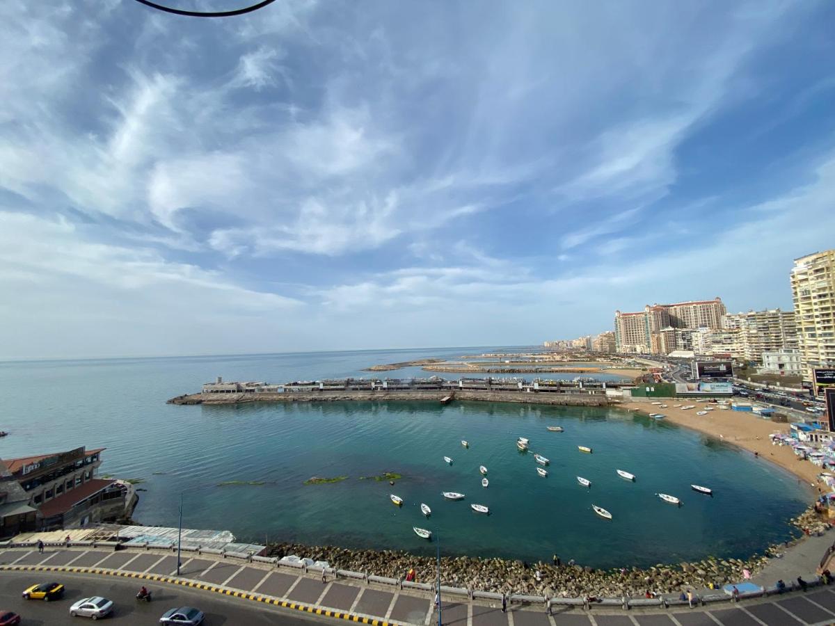 قصور للبيع في الأزاريطة